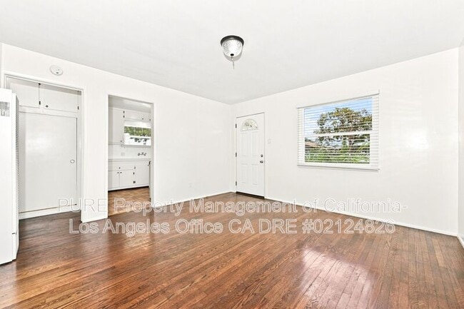 Building Photo - 4615 168th St