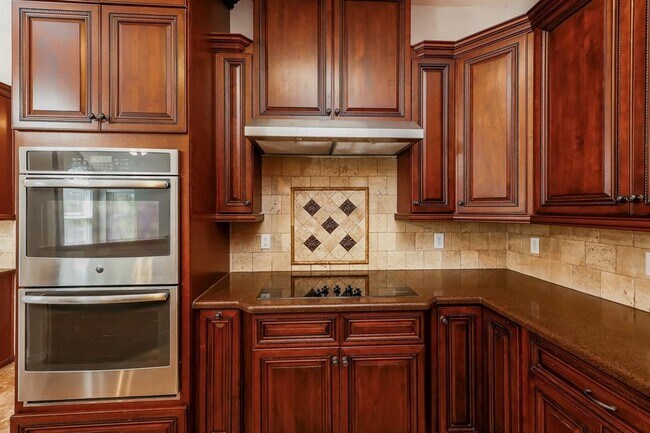 Building Photo - 7619 Danehill Dr