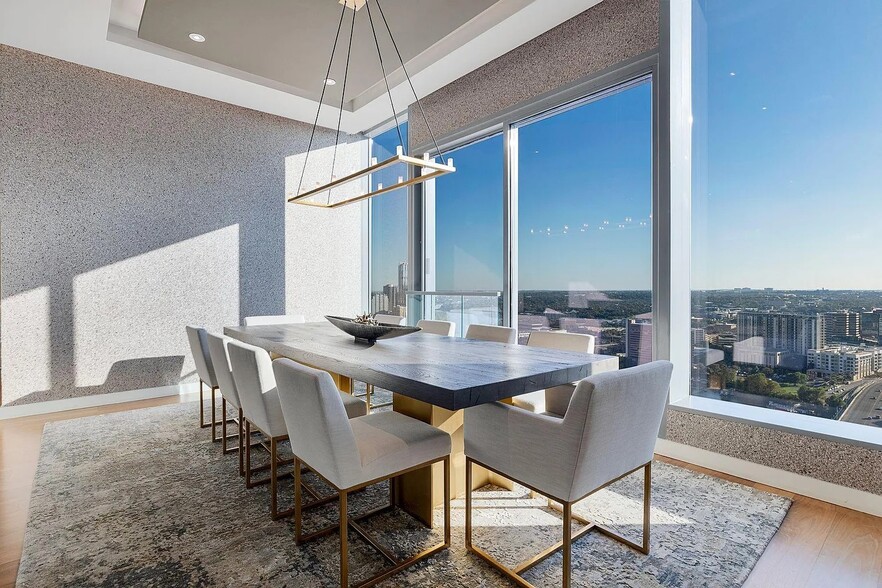 Building Photo - 210 Lavaca St