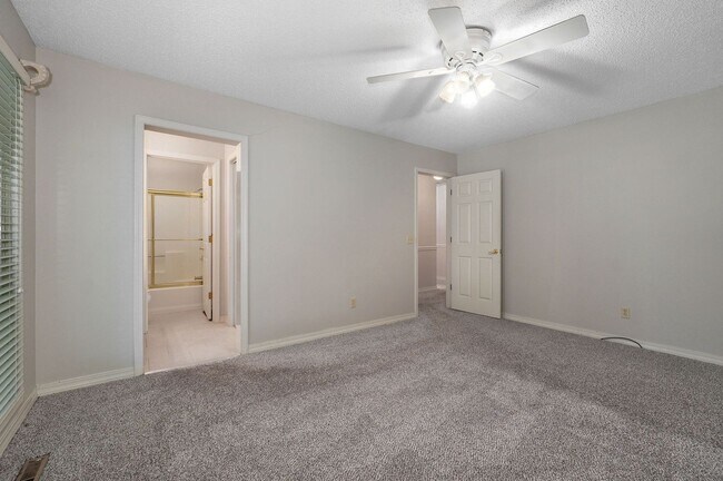 Building Photo - Charming 3 Bed | 2 Bath Home with Beautiful Outdoor Living