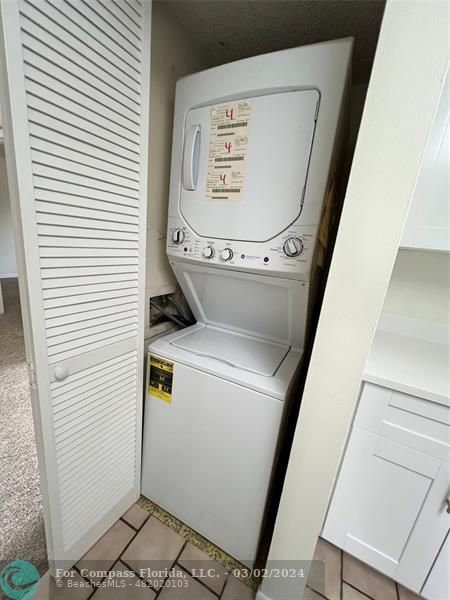 Building Photo - 8166 NW 15th Manor