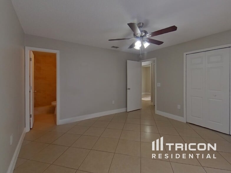 Building Photo - 1729 Burnham Ct