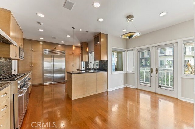 Building Photo - 1800 E Ocean Blvd