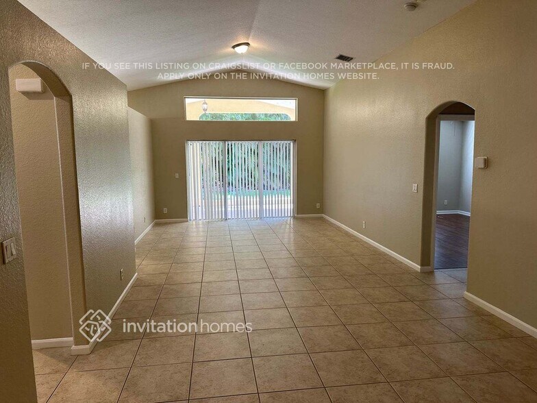 Building Photo - 4137 Onega Cir
