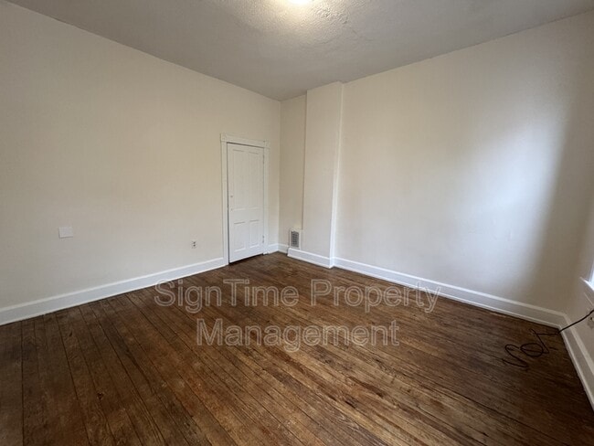 Building Photo - 40-42 East Franklin Street - 1