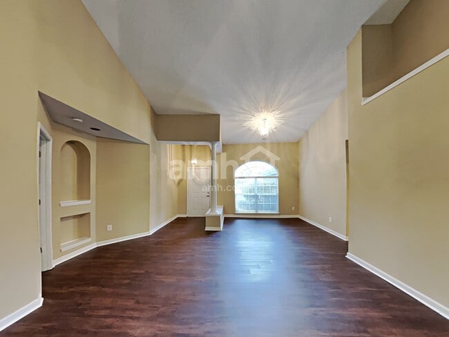 Building Photo - 13319 Harvest Point Dr