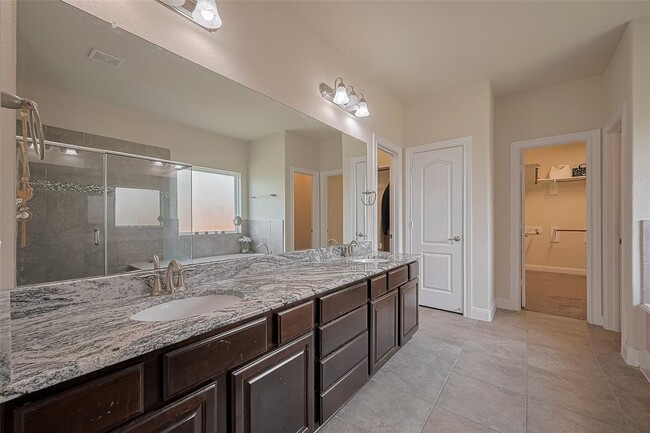 Building Photo - 2706 Topaz Cove Ln