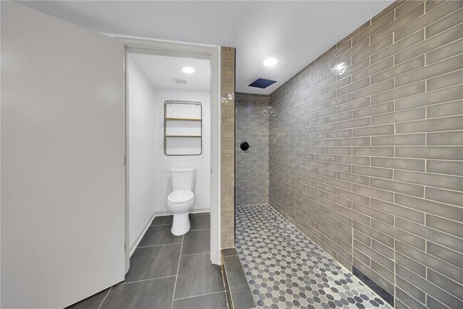 Building Photo - 3119 Piper Dr