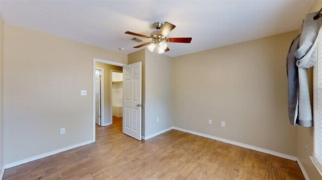 Building Photo - 1506 Lemon Tree Ln
