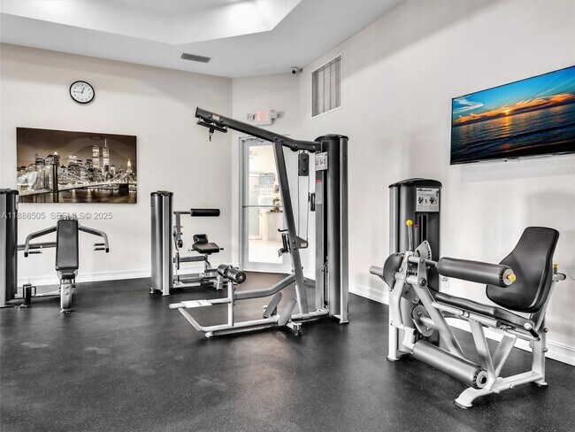 Building Photo - 8926 W 35th Ct