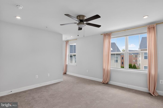 Building Photo - 12241 Bluffwood Ter
