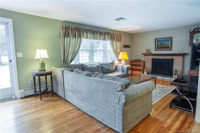 Building Photo - 44 Alder Rd