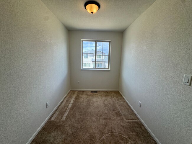 Building Photo - Luxury Corner Lot Home in Banning Lewis with Finished Basement, Wet Bar & Designer Upgrades