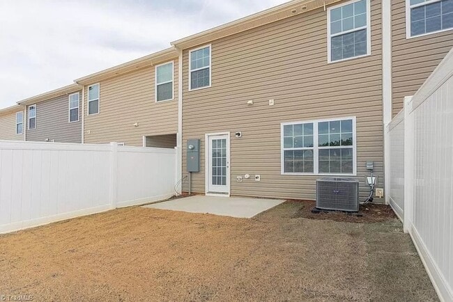 Building Photo - 1154 Evelynnview Ln