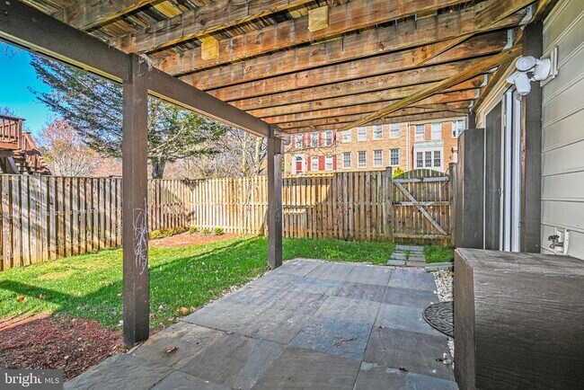 Building Photo - 12700 Dogwood Hills Ln