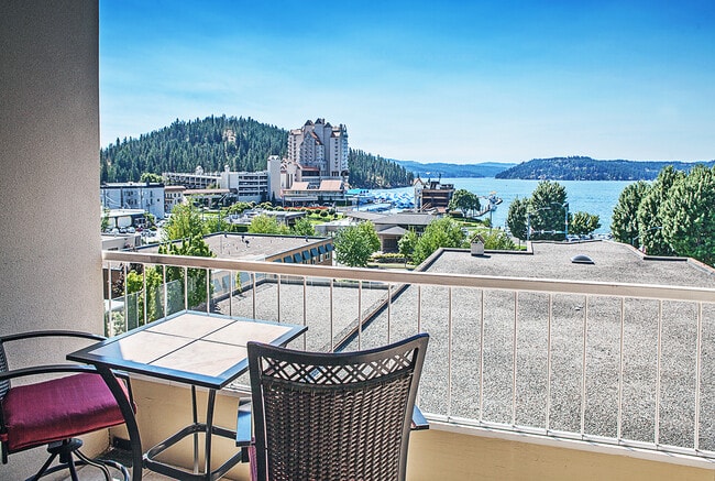 Building Photo - 301 N 1st St