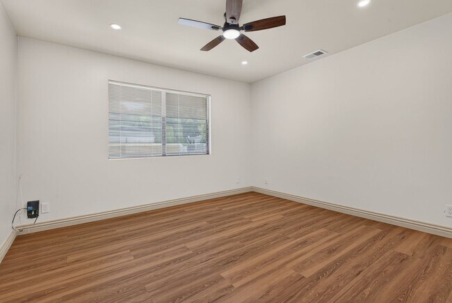 Building Photo - 4170 Madison Ave
