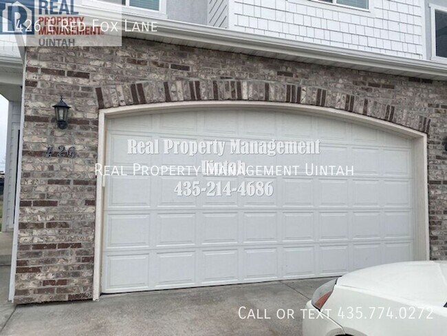 Building Photo - 426 Redfox Ln