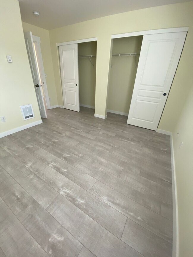 Building Photo - lot165