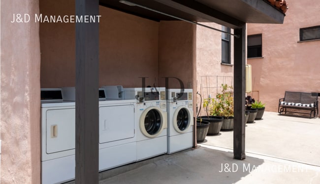 Building Photo - 2828 30th St