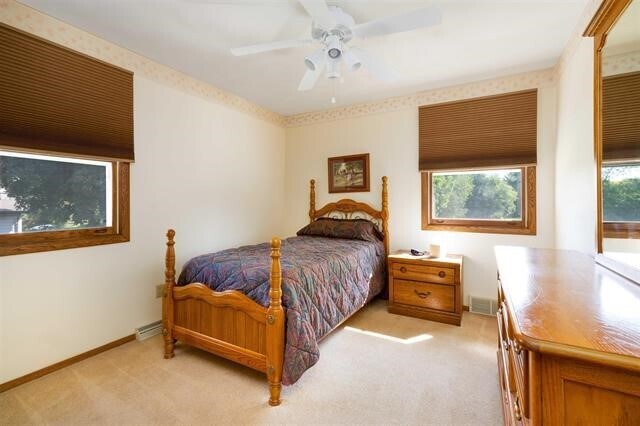 Building Photo - 920 E Northwood Dr