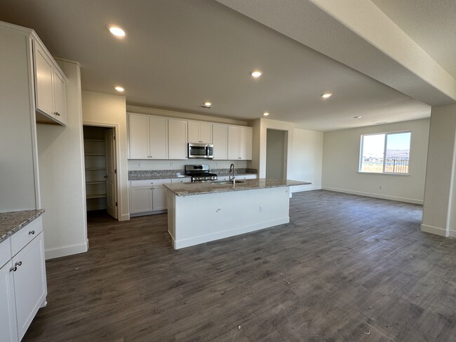 Building Photo - 1339 Harness Ct
