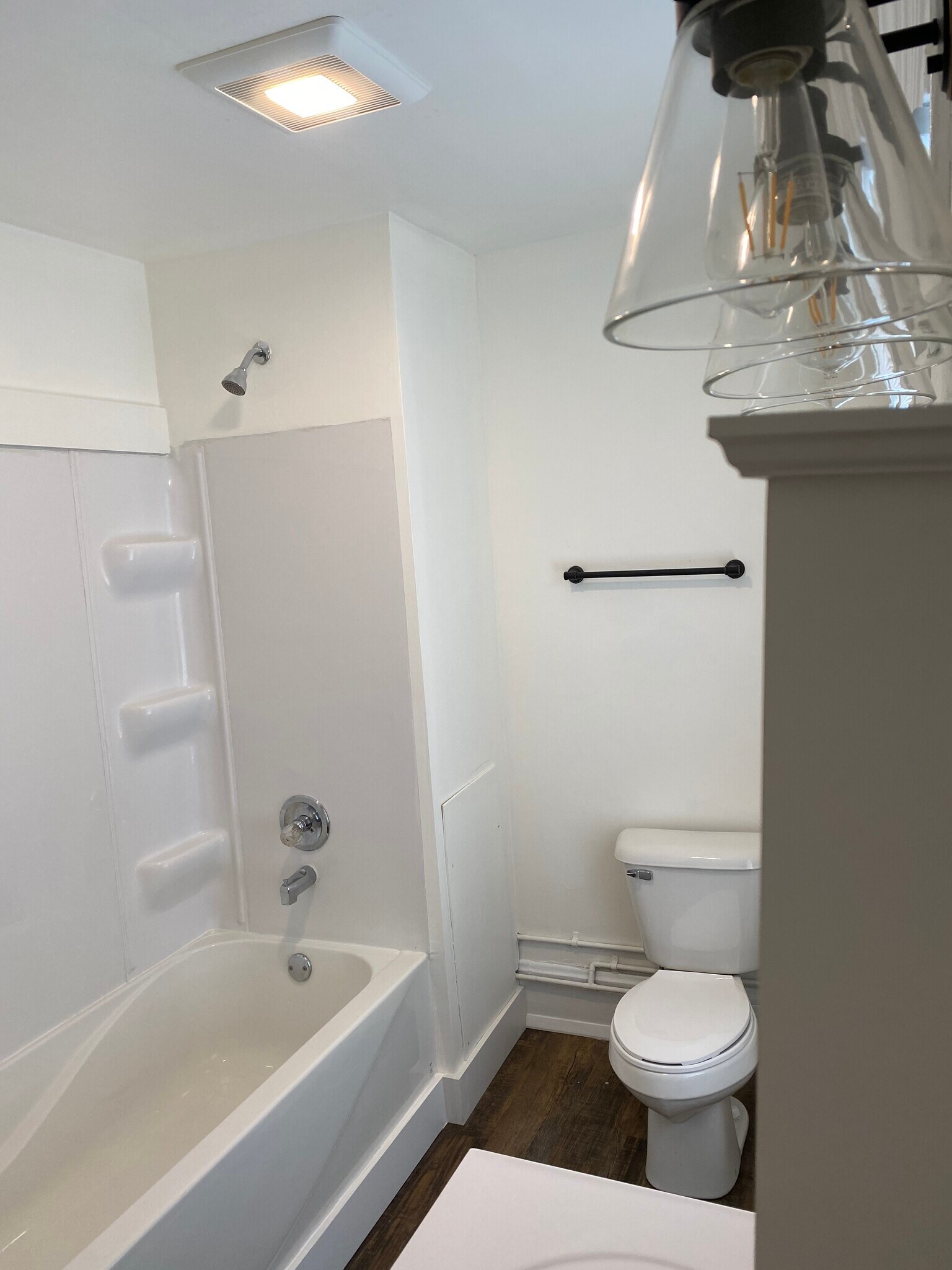 Building Photo - 629 N Barstow St