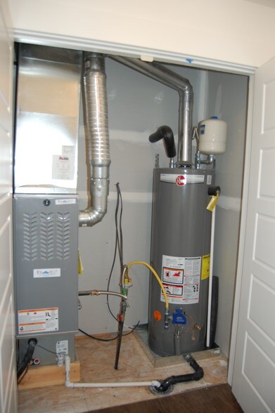 Building Photo - 132 N 100 W