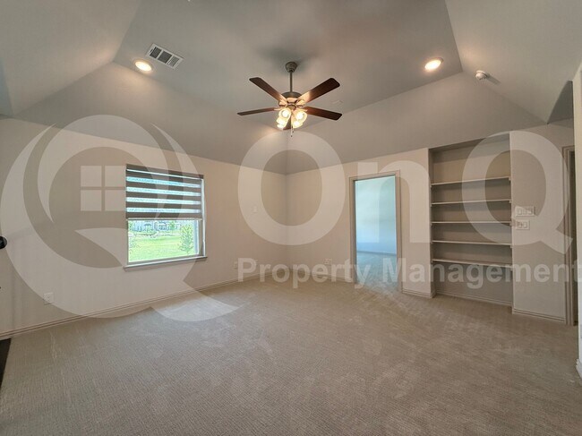 Building Photo - 14697 Valley Trl