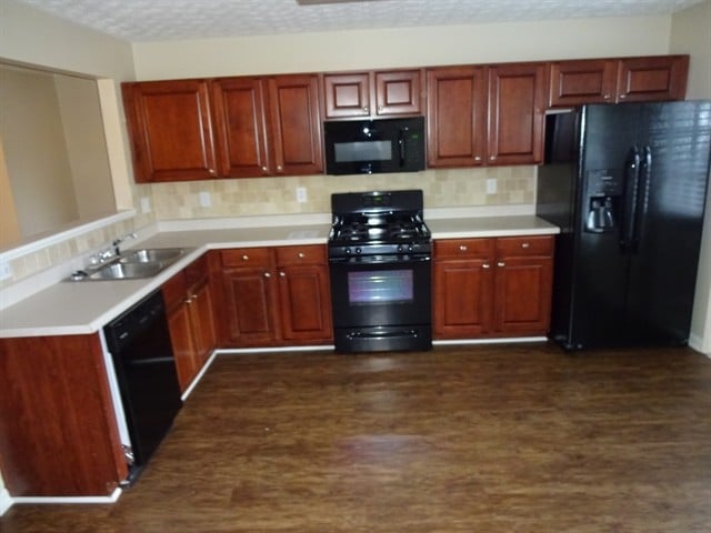 Building Photo - 125 Cobbler Cove Dr