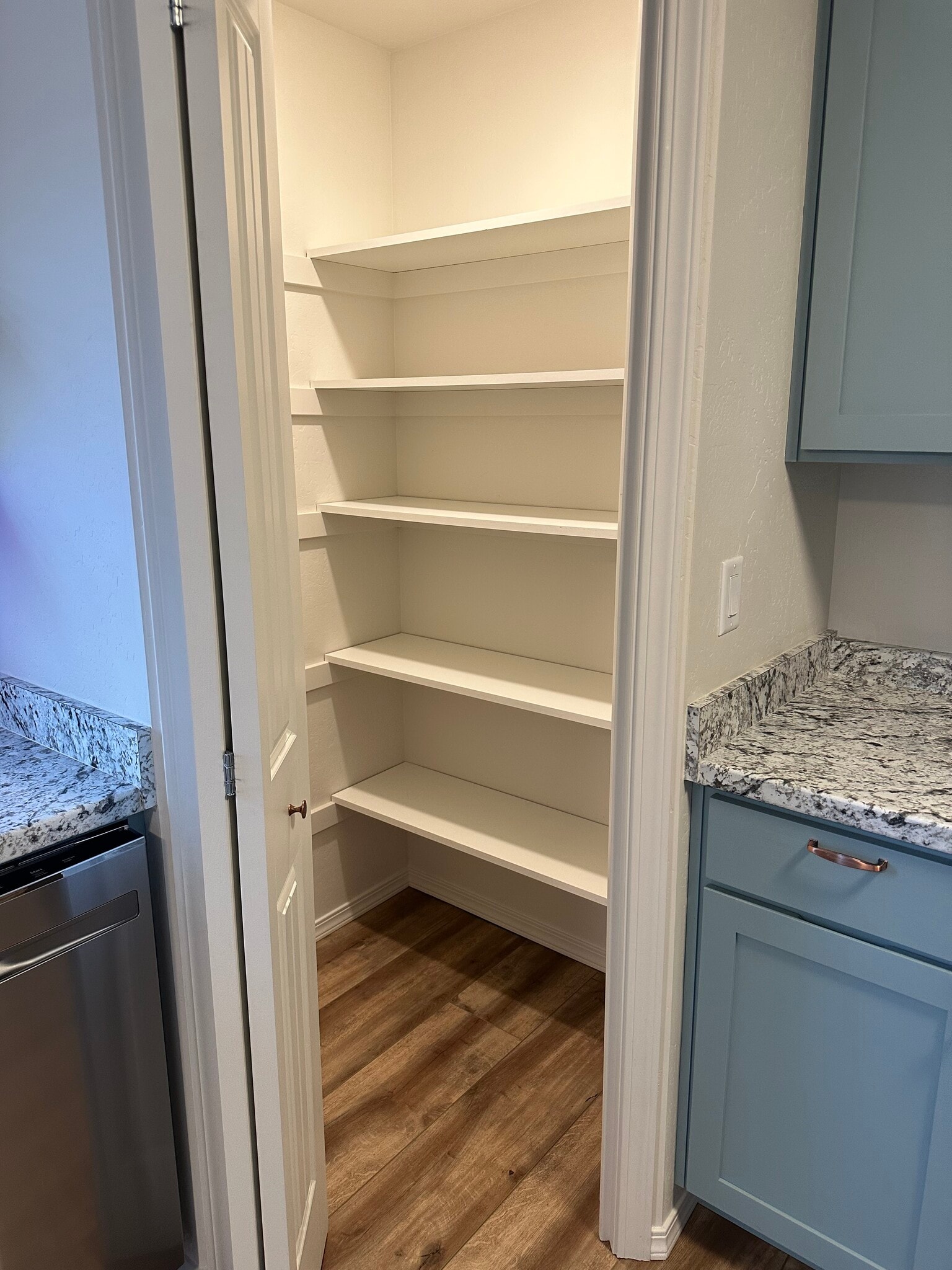 Building Photo - 309 Lithia Ave