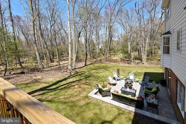 Building Photo - 980 Old Holly Dr