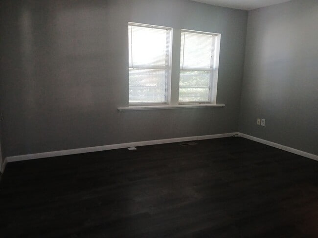 Building Photo - 2727CAMPBELL