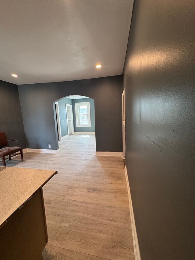 Building Photo - 4133 Pennsgrove St