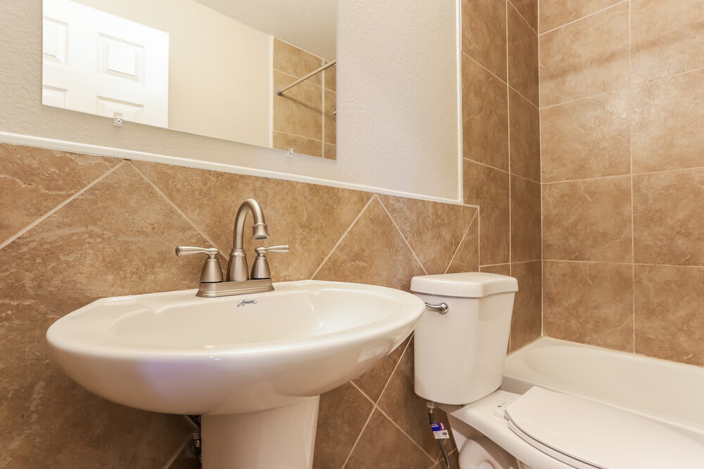 Building Photo - 19754 New Market Ct