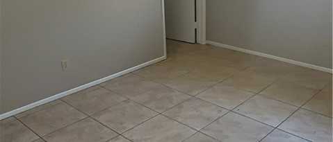 Building Photo - 1111 Arapaho Way