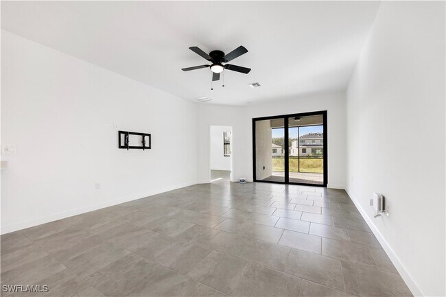 Building Photo - 19597 Hinkley Dr