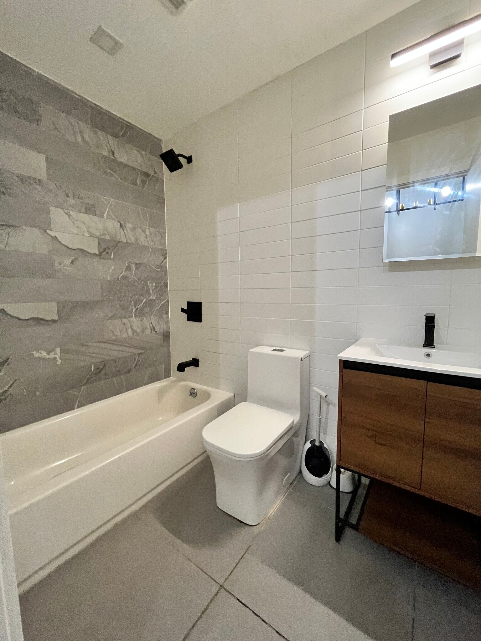 Building Photo - 51 Seidler St