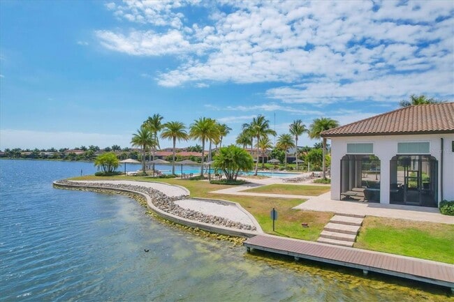 Building Photo - 748 Ravello Blvd