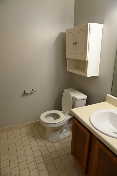Building Photo - 1249 Magnolia Pl