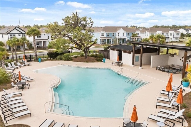 Building Photo - 3008 Mirage Pl