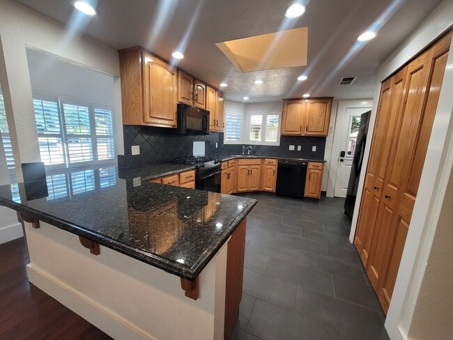 Building Photo - 437 Enslen Park Ct