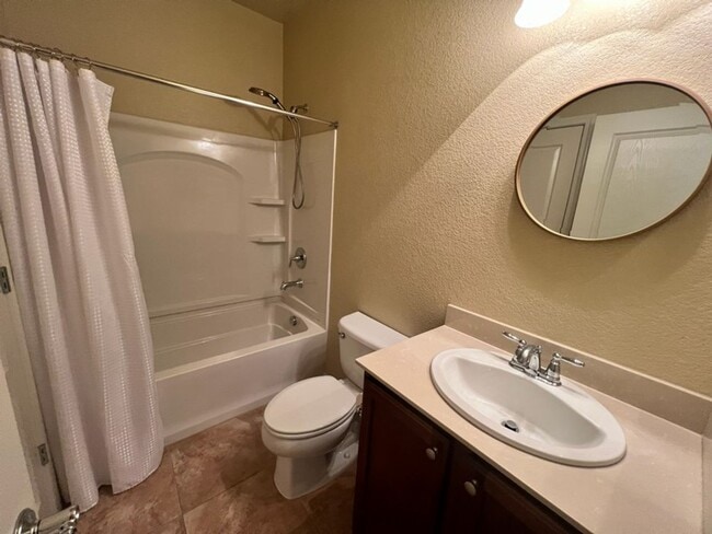 Building Photo - 1180 W Del Webb Pkwy