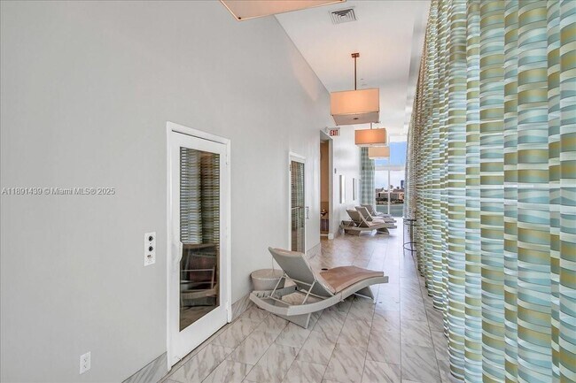 Building Photo - 50 Biscayne Blvd