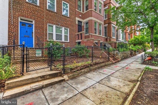 Building Photo - 46 Quincy Pl NE
