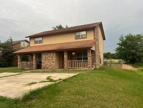 Building Photo - 908 Guadalupe St