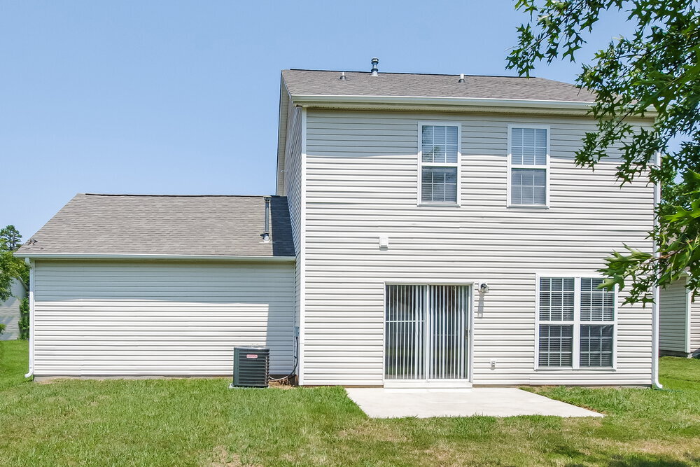 Building Photo - 8729 Rozumny Dr