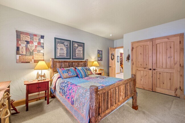 Building Photo - New to the market!  Log home in Frisco!  L...