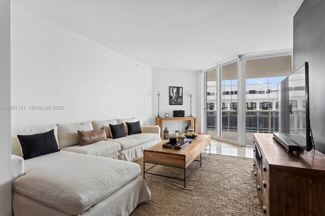 Building Photo - 4779 Collins Ave