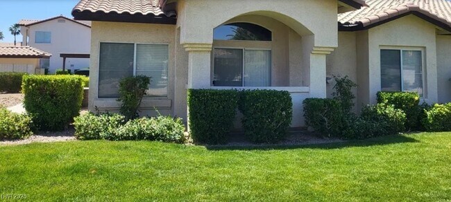Building Photo - 7250 White Dove Dr